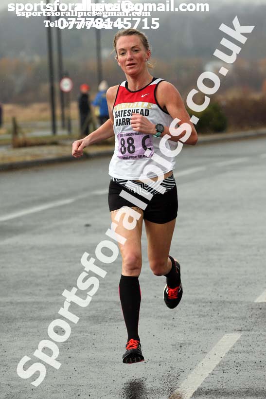 Senior womens Good Friday Elswick Harriers Relay, Newburn, Newcastle. Photo: David T. Hewitson/Sports for All Pics